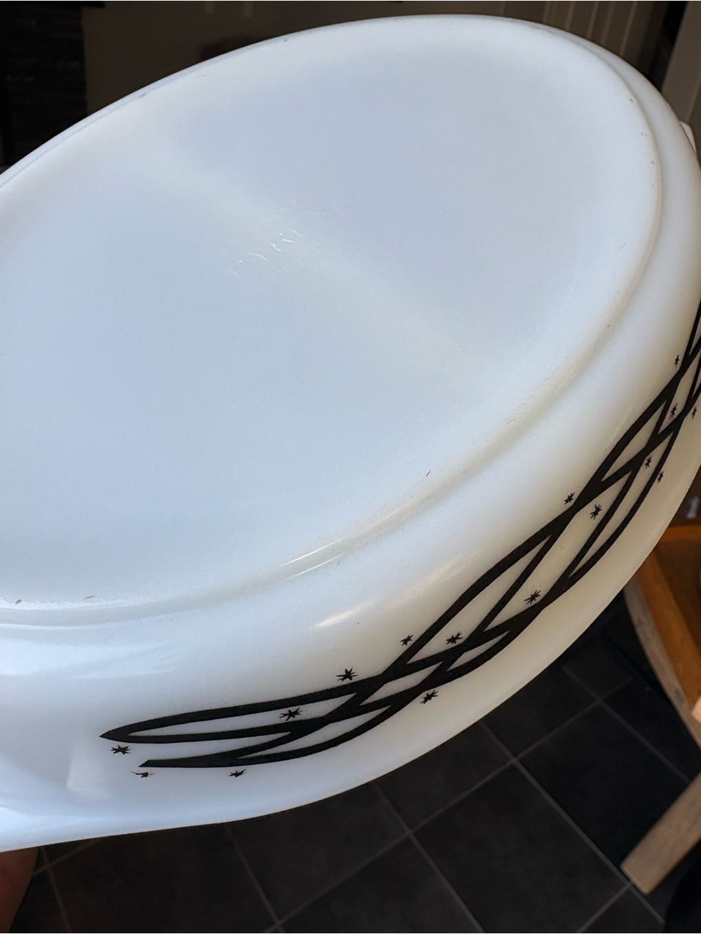 Pyrex Barbed Wire Divided Dish - Picture 8 of 13